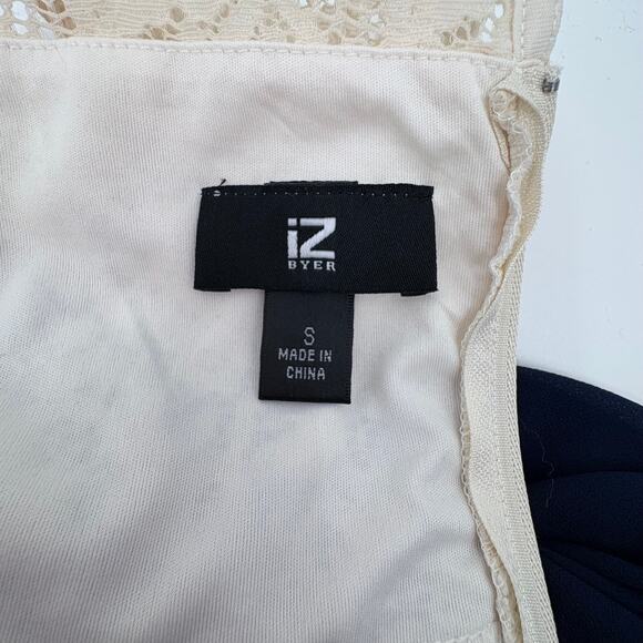IZ Byer Women's Cream and Navy Long Lace Dress - Size S - Picture 7 of 9